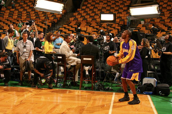 反而给他创 反而给他创