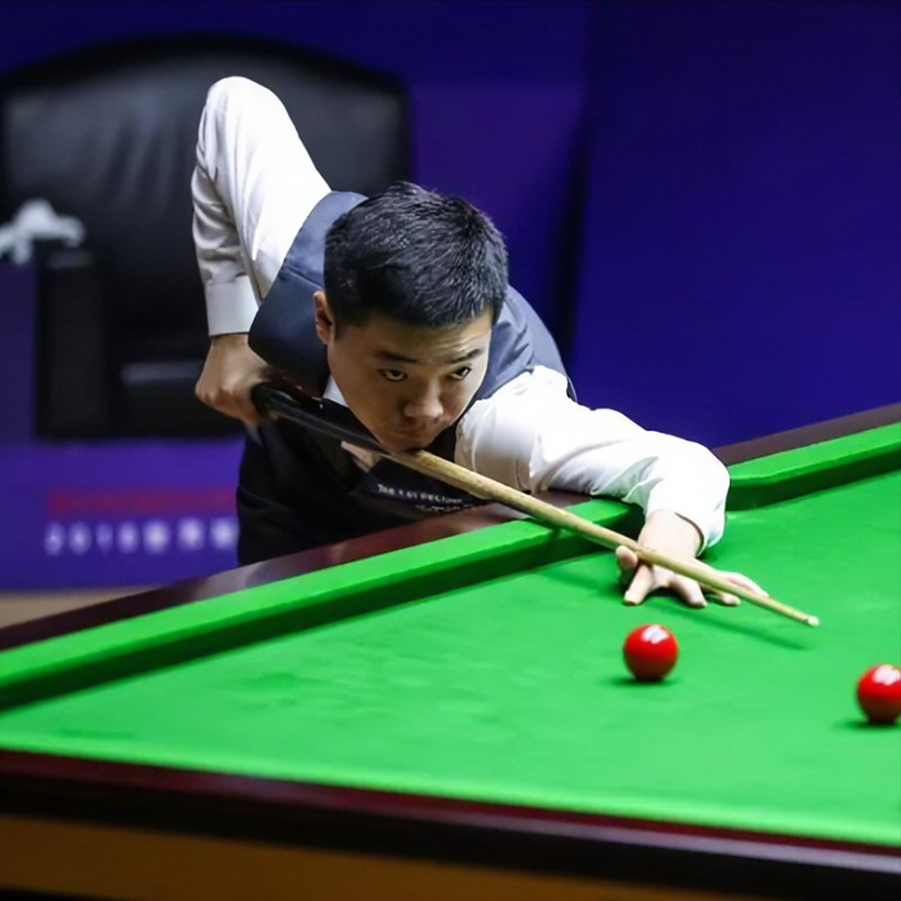 特别是在中 特别是在中